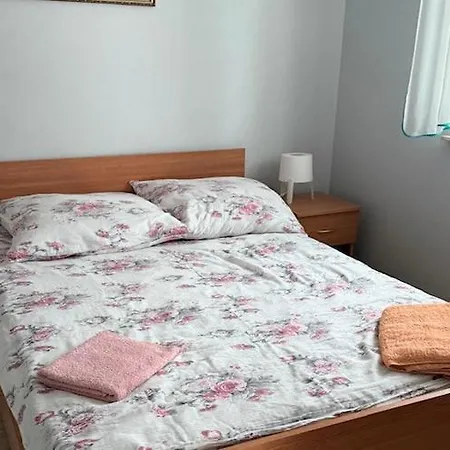 Tatil Evi Large With Private Garden